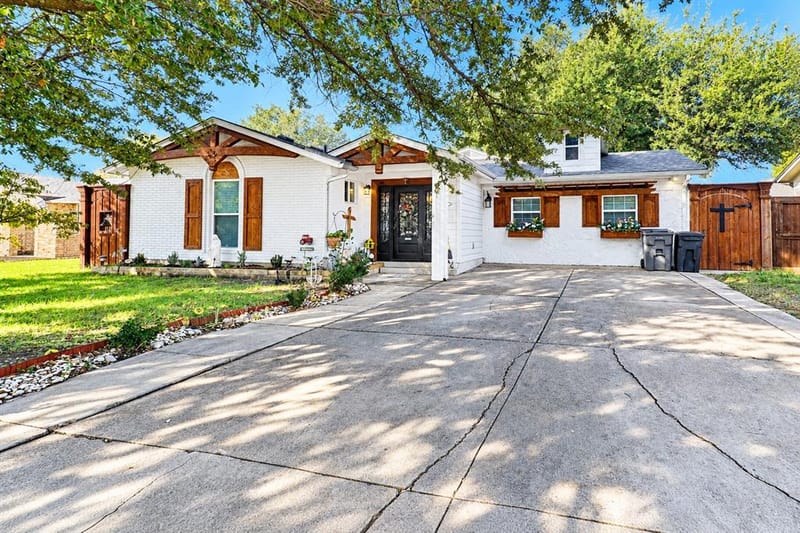 405 Vicki Street, Keller TX 76248