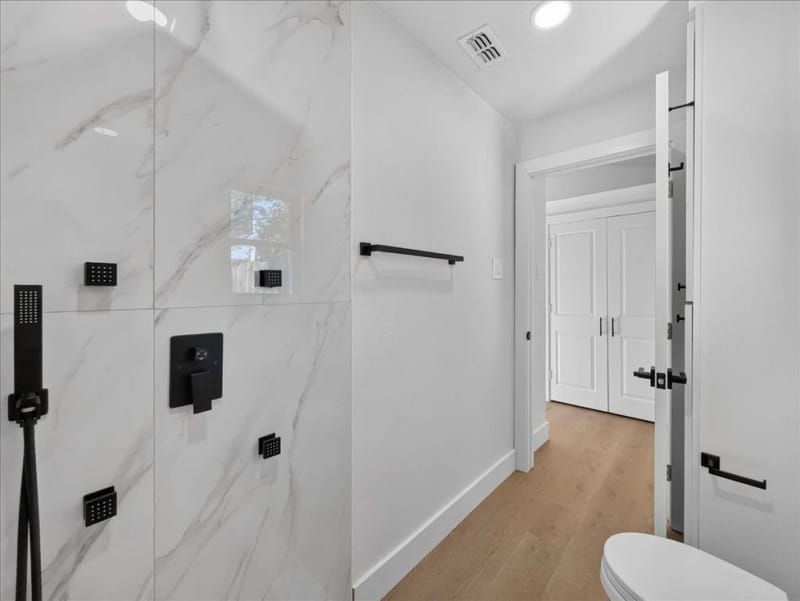 5502 Bainbridge Drive, Arlington TX 76018 - Photo 15