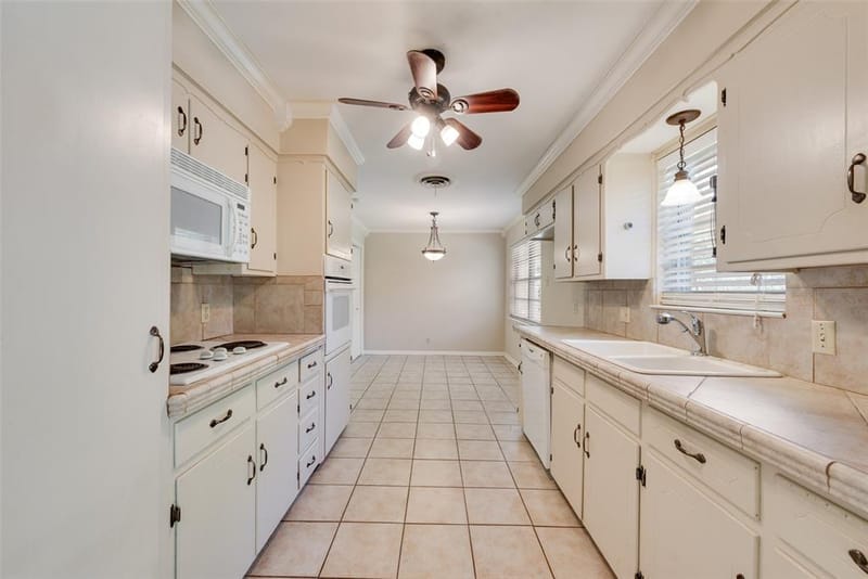 5613 Wimbleton Way, Fort Worth TX 76133 - Photo 17
