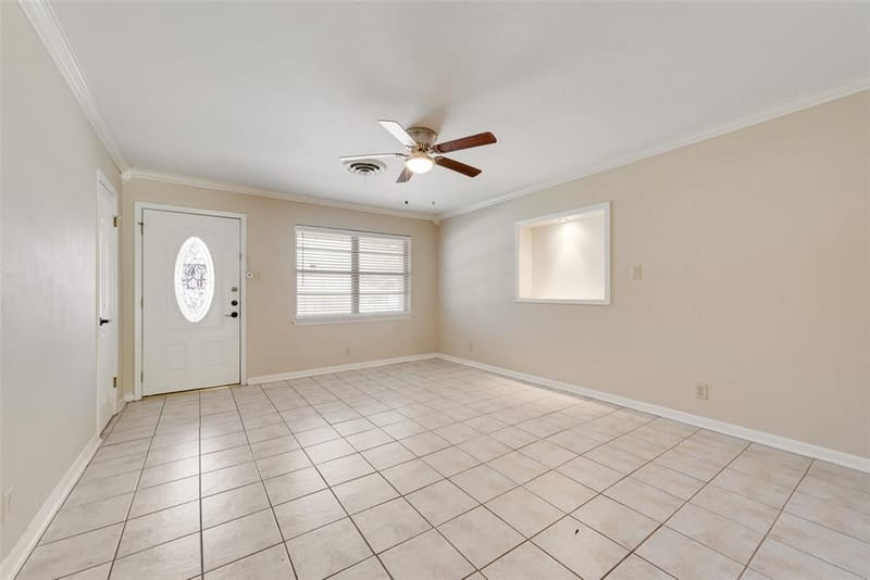 5613 Wimbleton Way, Fort Worth TX 76133 - Photo 3