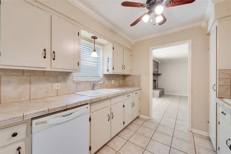 5613 Wimbleton Way, Fort Worth TX 76133 - Photo 14