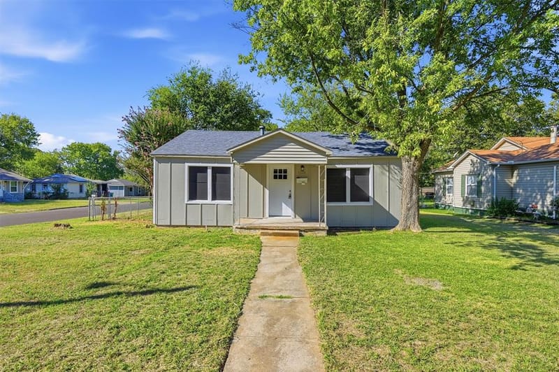1218 S Maxey Street, Sherman TX 75090 - Photo 2