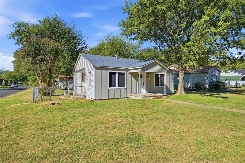 1218 S Maxey Street, Sherman TX 75090 - Photo 3