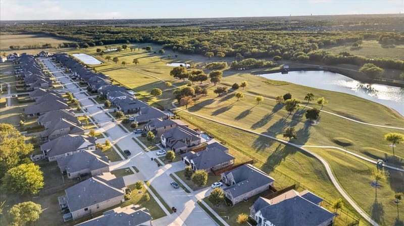 2525 Perdenales Drive, Royse City TX 75189 - Photo 36