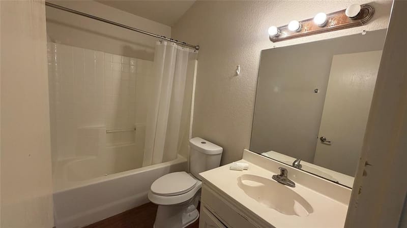 1141 Boxwood Drive, Crowley TX 76036 - Photo 8