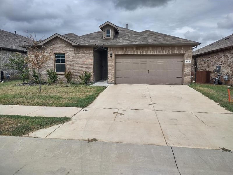 109 Blossom Trail, Boyd TX 76023