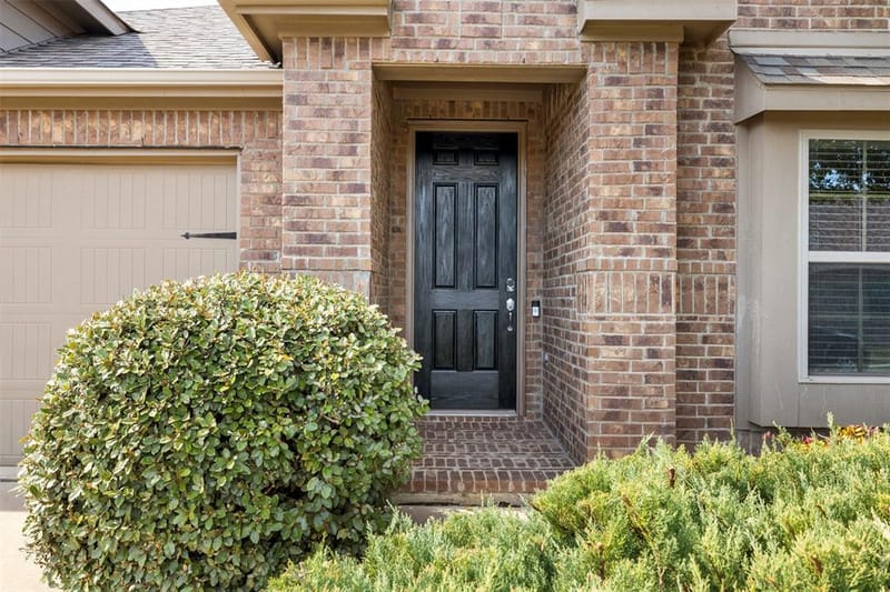 3713 Sweetclover Drive, McKinney TX 75071 - Photo 2
