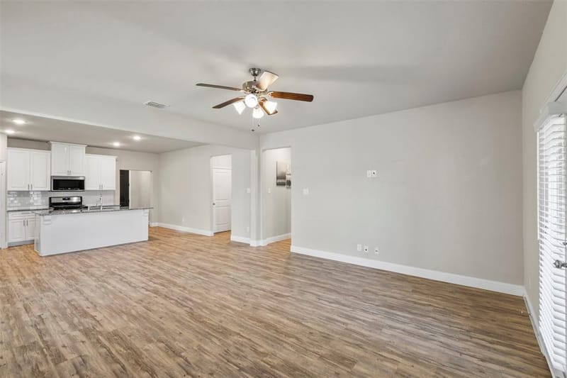 3713 Sweetclover Drive, McKinney TX 75071 - Photo 13