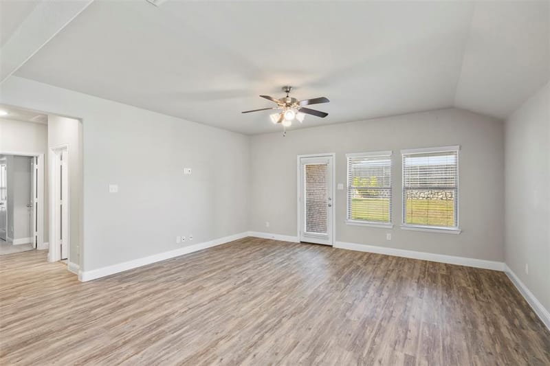 3713 Sweetclover Drive, McKinney TX 75071 - Photo 12