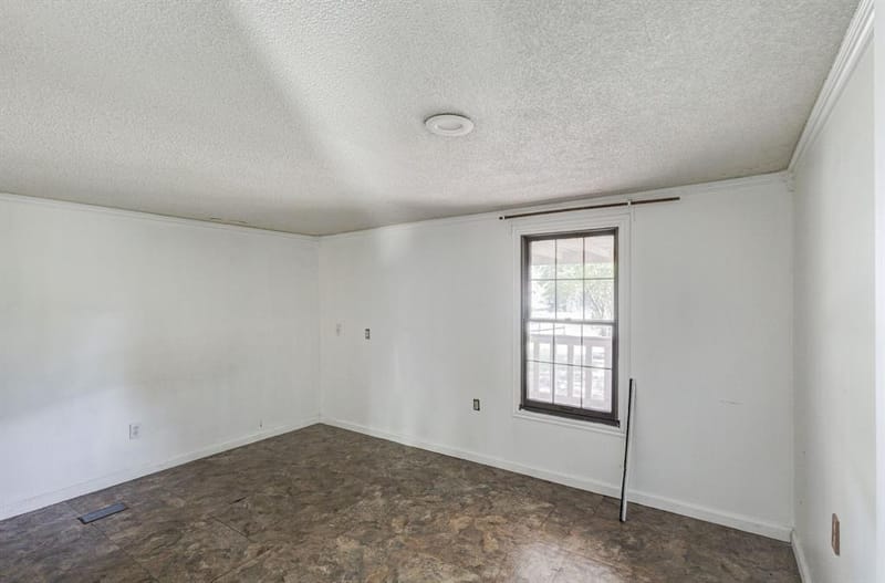 173 Hurst Circle, Ferris TX 75125 - Photo 17