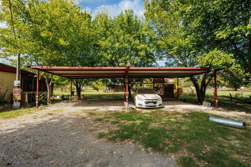 173 Hurst Circle, Ferris TX 75125 - Photo 4