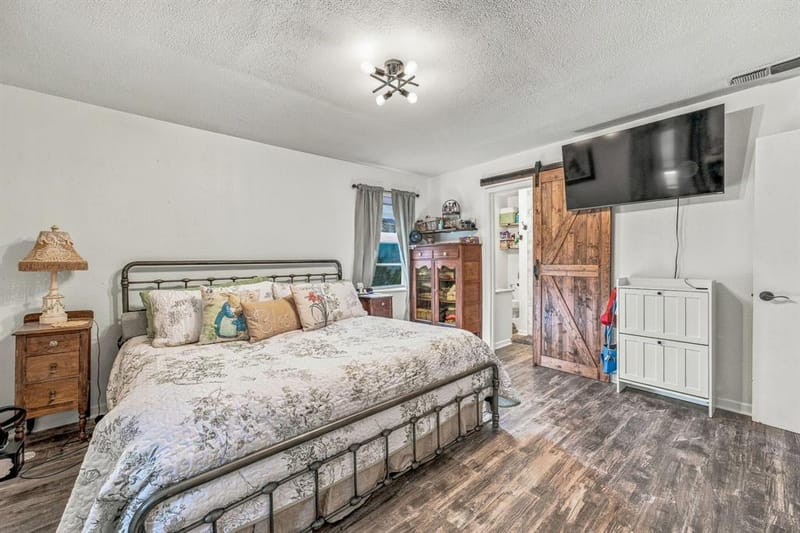632 E Ross Avenue, De Leon TX 76444 - Photo 16