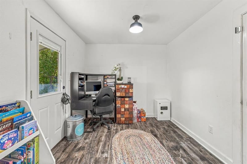 632 E Ross Avenue, De Leon TX 76444 - Photo 24