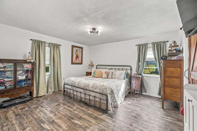 632 E Ross Avenue, De Leon TX 76444 - Photo 15