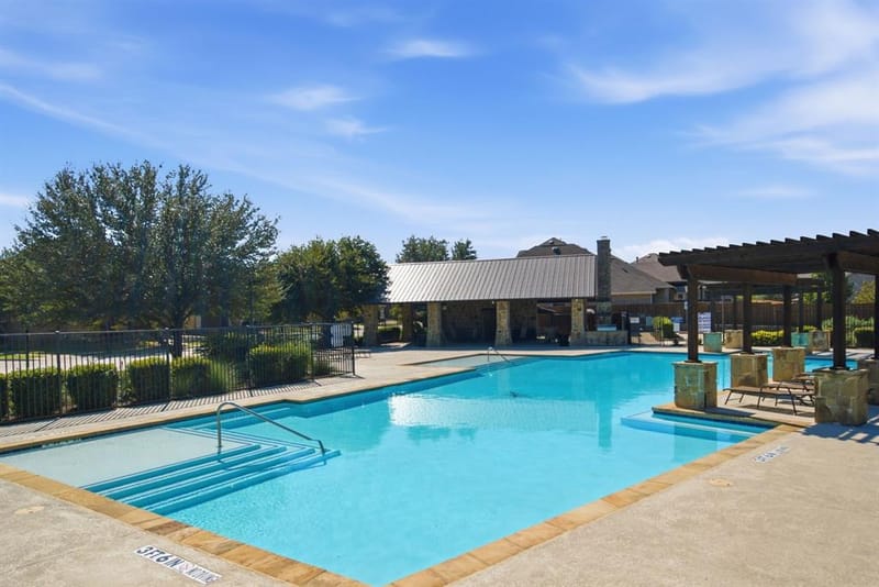 510 Garden Avenue, Euless TX 76039 - Photo 34