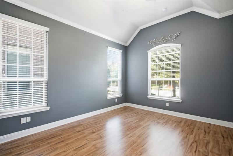 510 Garden Avenue, Euless TX 76039 - Photo 10