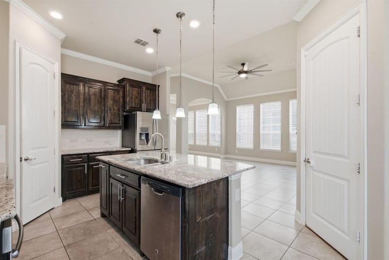 510 Garden Avenue, Euless TX 76039 - Photo 25