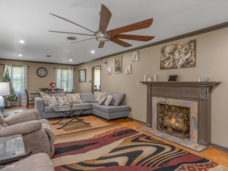404 Laura Street, Mansfield LA 71052