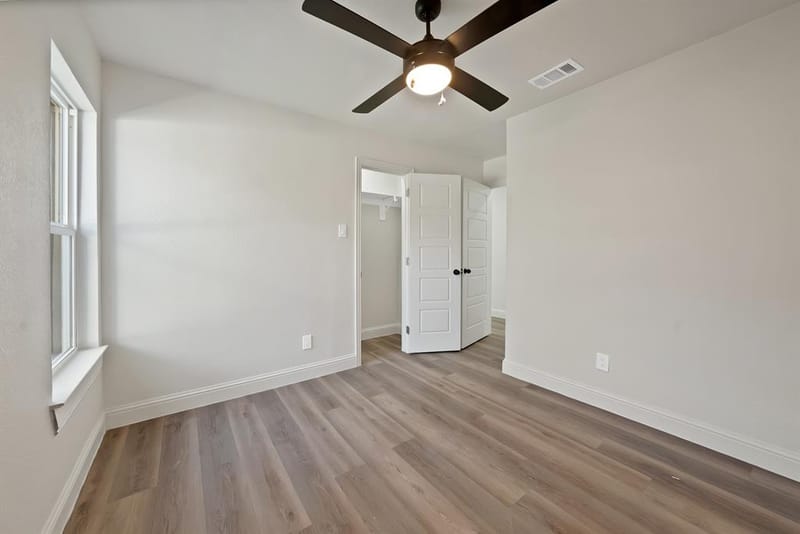 858 Lexington Drive, Lancaster TX 75134 - Photo 17