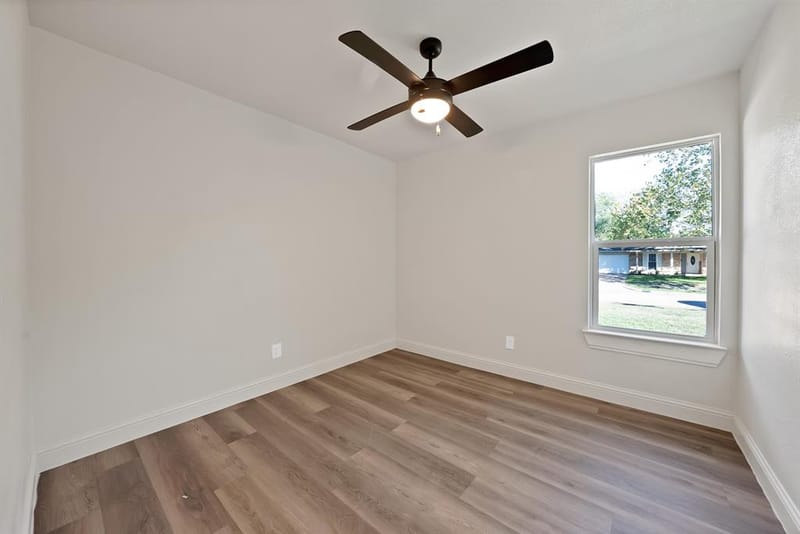 858 Lexington Drive, Lancaster TX 75134 - Photo 16