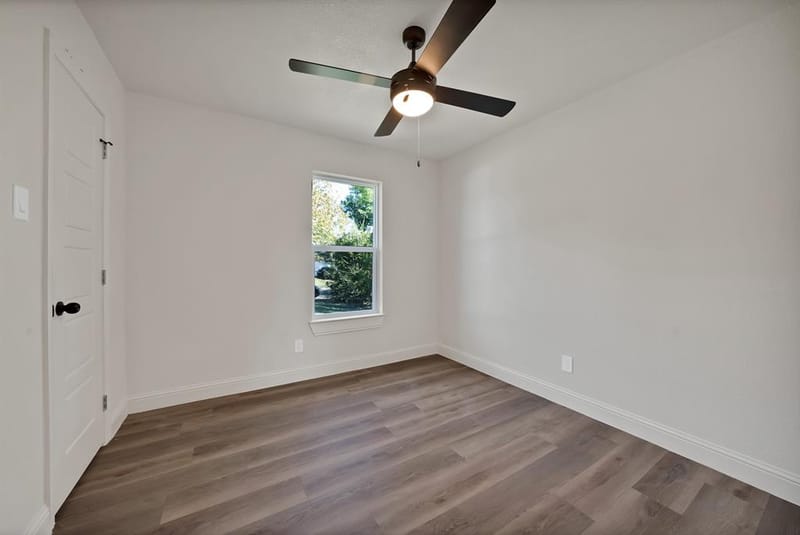 858 Lexington Drive, Lancaster TX 75134 - Photo 25