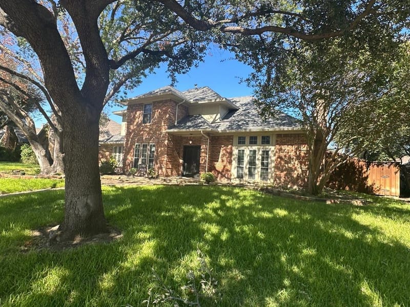 1505 Faringdon Drive, Plano TX 75075