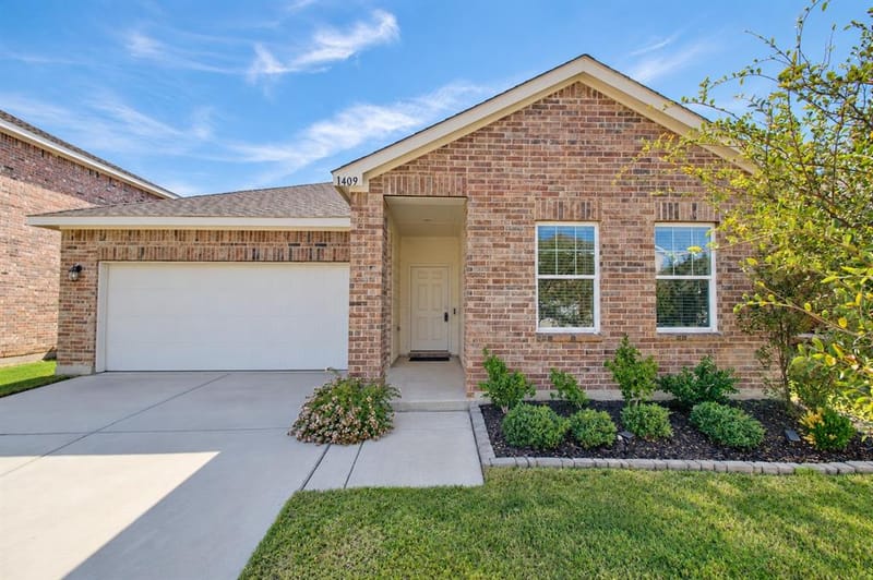 1409 Ancer Way, Fort Worth TX 76052