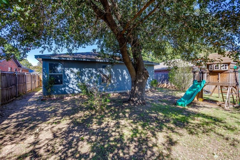1417 Yorkshire Street, Fort Worth TX 76134 - Photo 38