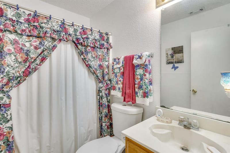 1417 Yorkshire Street, Fort Worth TX 76134 - Photo 33
