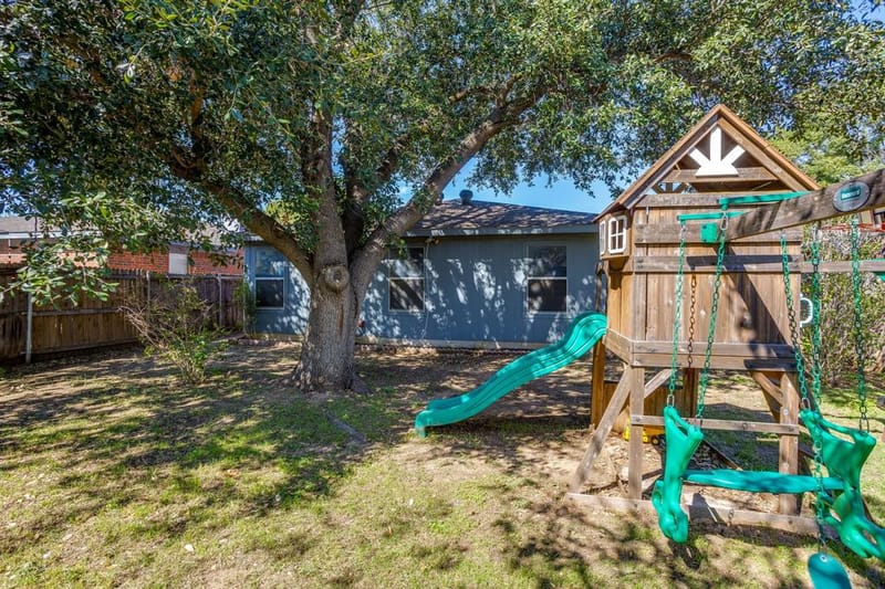 1417 Yorkshire Street, Fort Worth TX 76134 - Photo 40