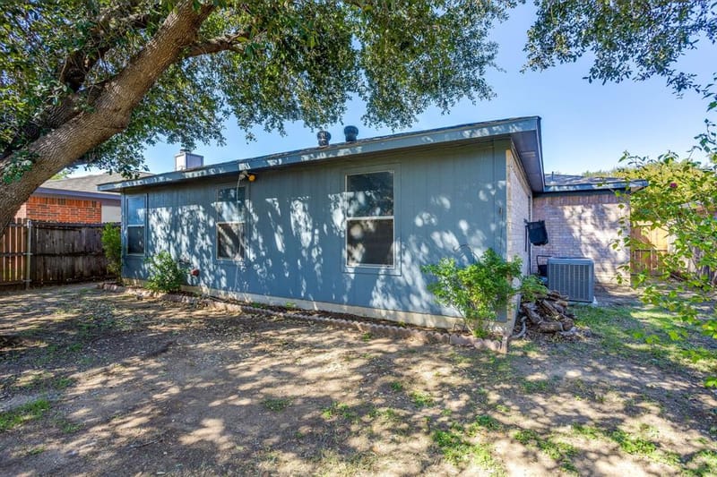 1417 Yorkshire Street, Fort Worth TX 76134 - Photo 35