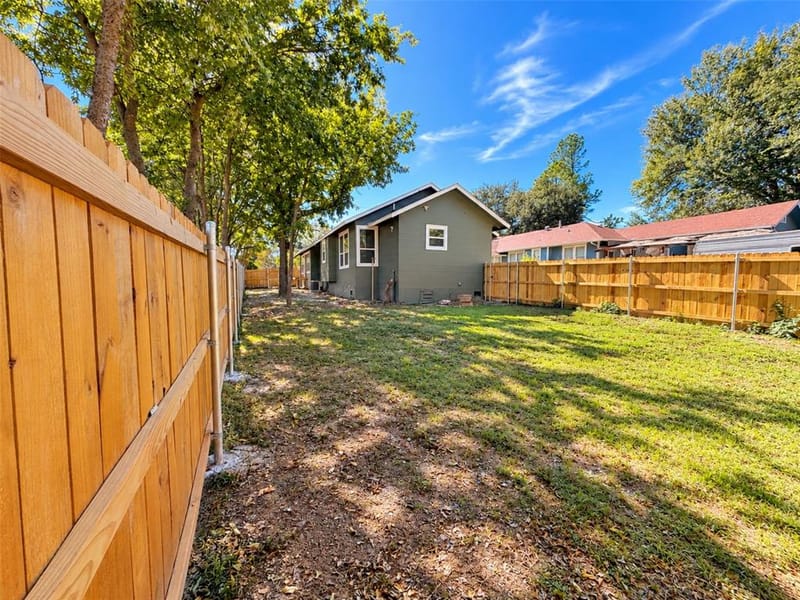 1104 Park Street, Greenville TX 75401 - Photo 36