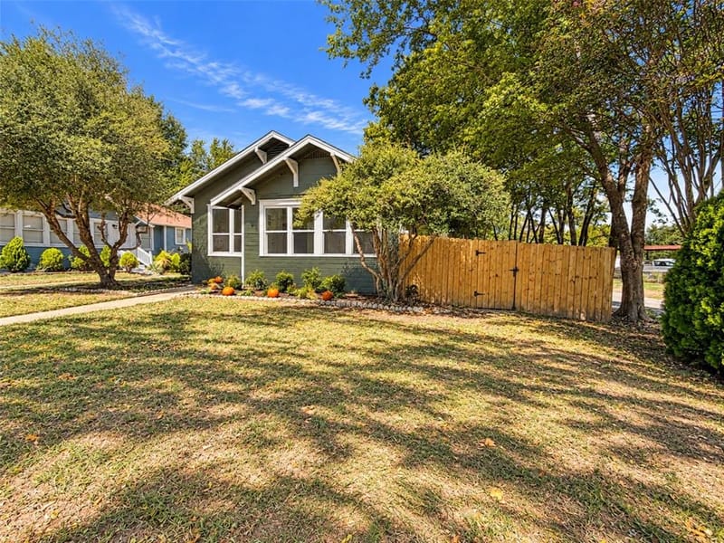 1104 Park Street, Greenville TX 75401 - Photo 4