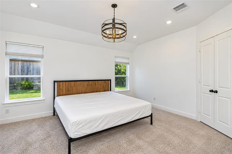 4816 Zilker Avenue, Carrollton TX 75010 - Photo 13