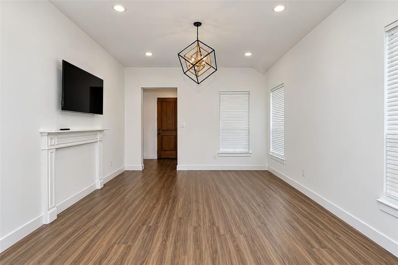 4816 Zilker Avenue, Carrollton TX 75010 - Photo 5