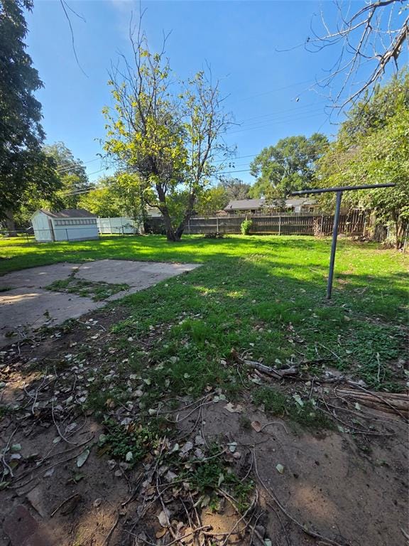 304 S Joyce Street, Lacy Lakeview TX 76705 - Photo 16