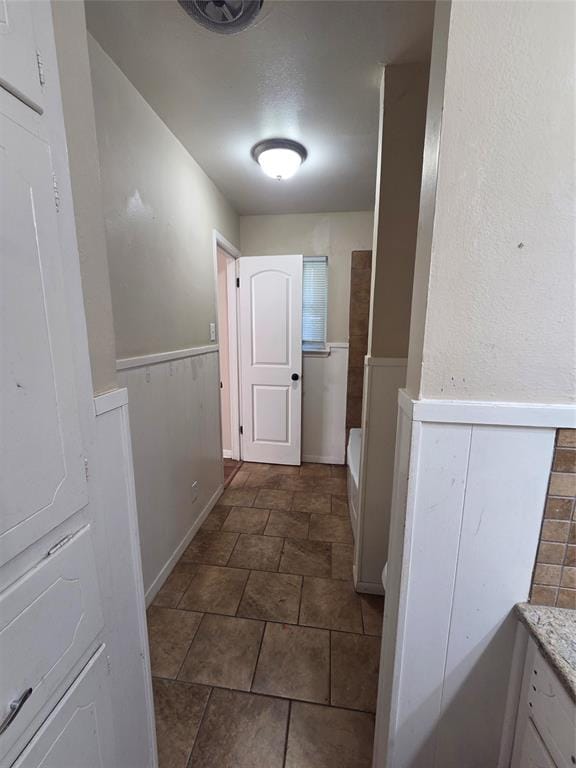 304 S Joyce Street, Lacy Lakeview TX 76705 - Photo 5