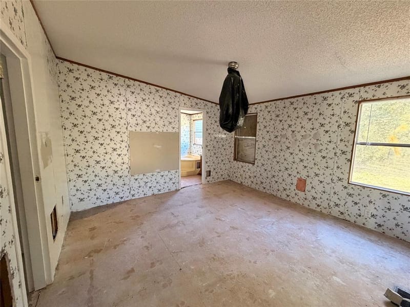 704 Lazy Springs Drive, Red Oak TX 75154 - Photo 3