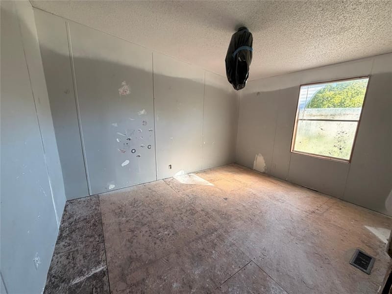 704 Lazy Springs Drive, Red Oak TX 75154 - Photo 8