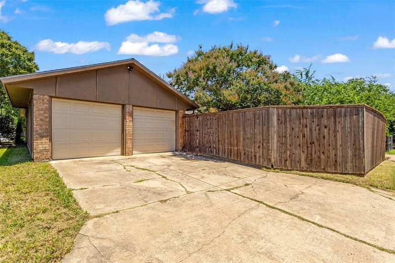 1644 Glenhill Lane, Lewisville TX 75077 - Photo 35