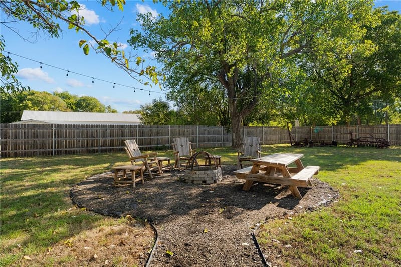 608 Johnson Drive, McGregor TX 76657 - Photo 32