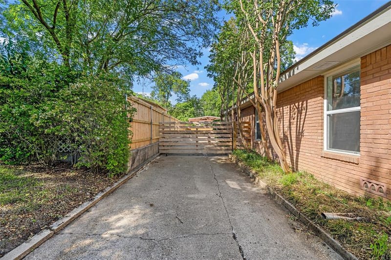 4217 Grim Avenue, Waco TX 76710 - Photo 31
