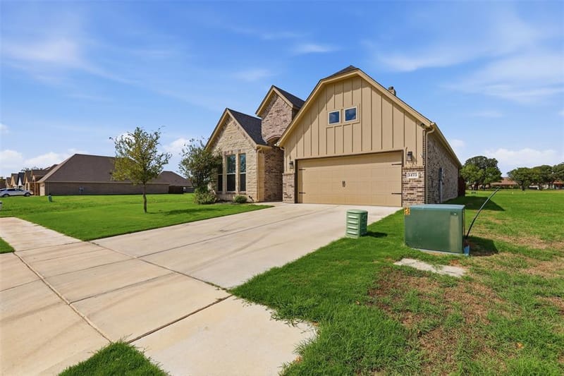 1473 Highland Park Circle, Granbury TX 76048 - Photo 36