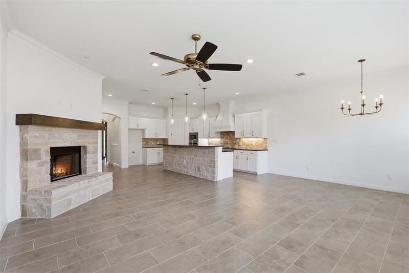 1473 Highland Park Circle, Granbury TX 76048 - Photo 9