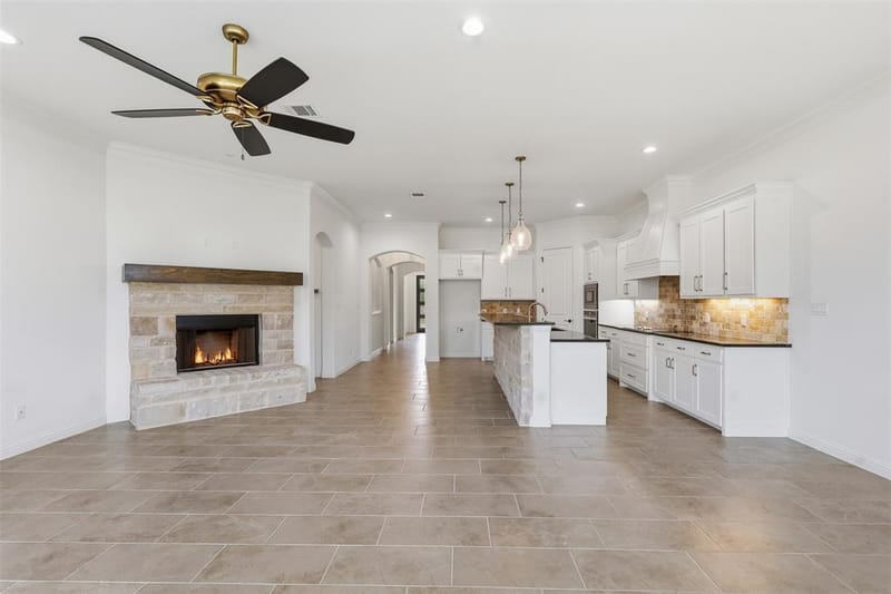 1473 Highland Park Circle, Granbury TX 76048 - Photo 10