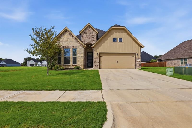 1473 Highland Park Circle, Granbury TX 76048 - Photo 33