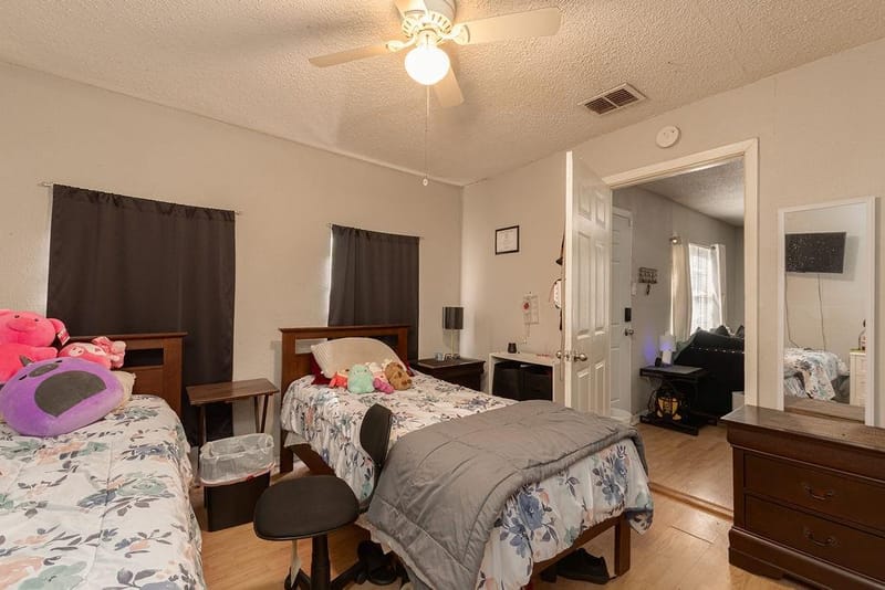 1210 Pollard Street, Greenville TX 75401 - Photo 12