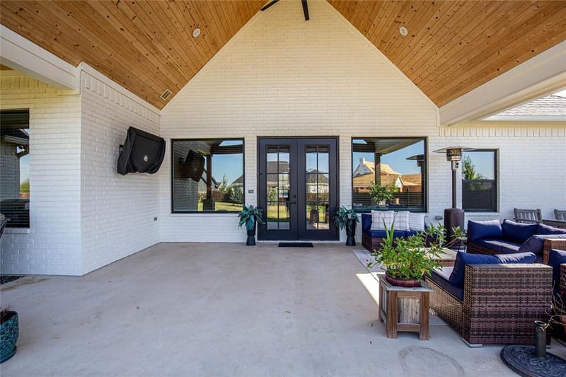 317 Champions Way, McGregor TX 76657 - Photo 30