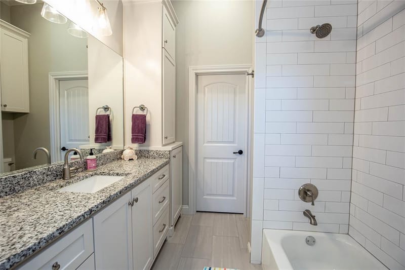 317 Champions Way, McGregor TX 76657 - Photo 19