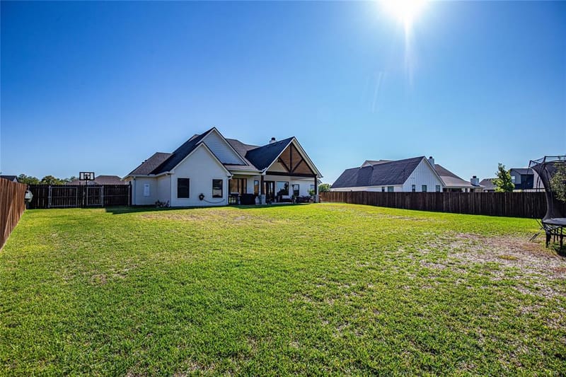 317 Champions Way, McGregor TX 76657 - Photo 35